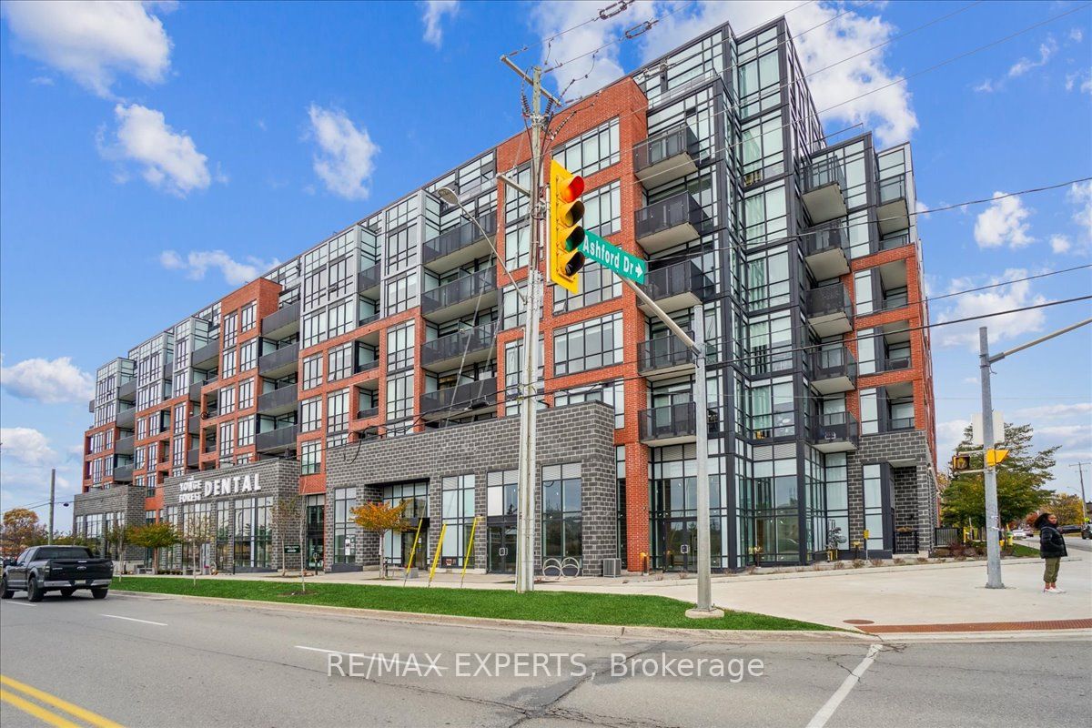 681 Yonge St 209