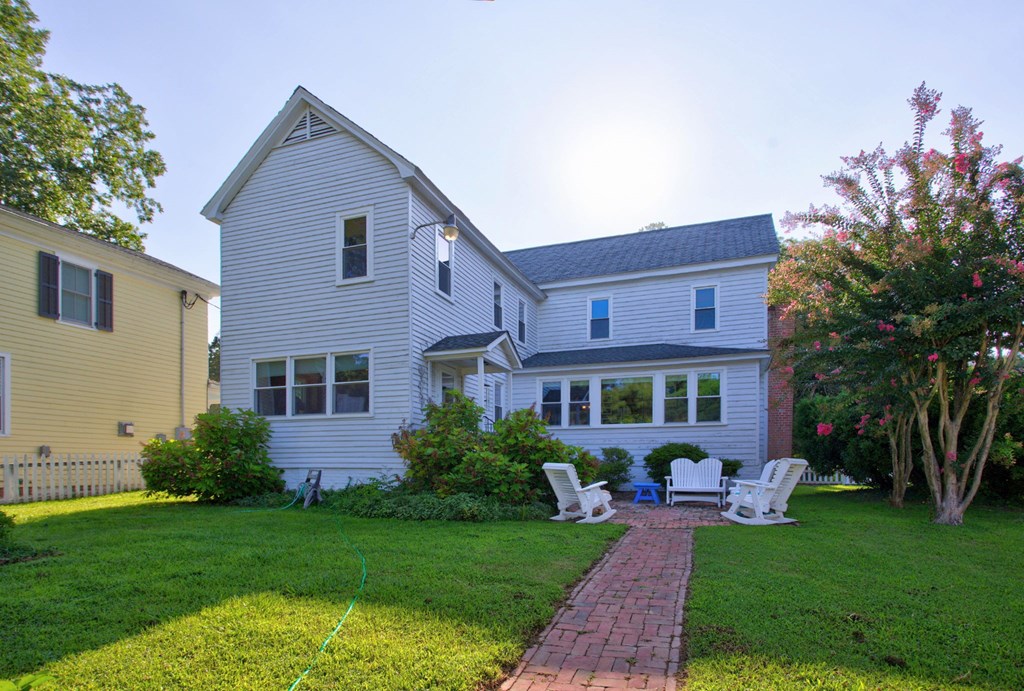 16366 Courthouse Rd A