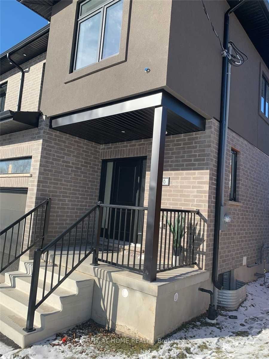 196 S Sydney St Basemnt