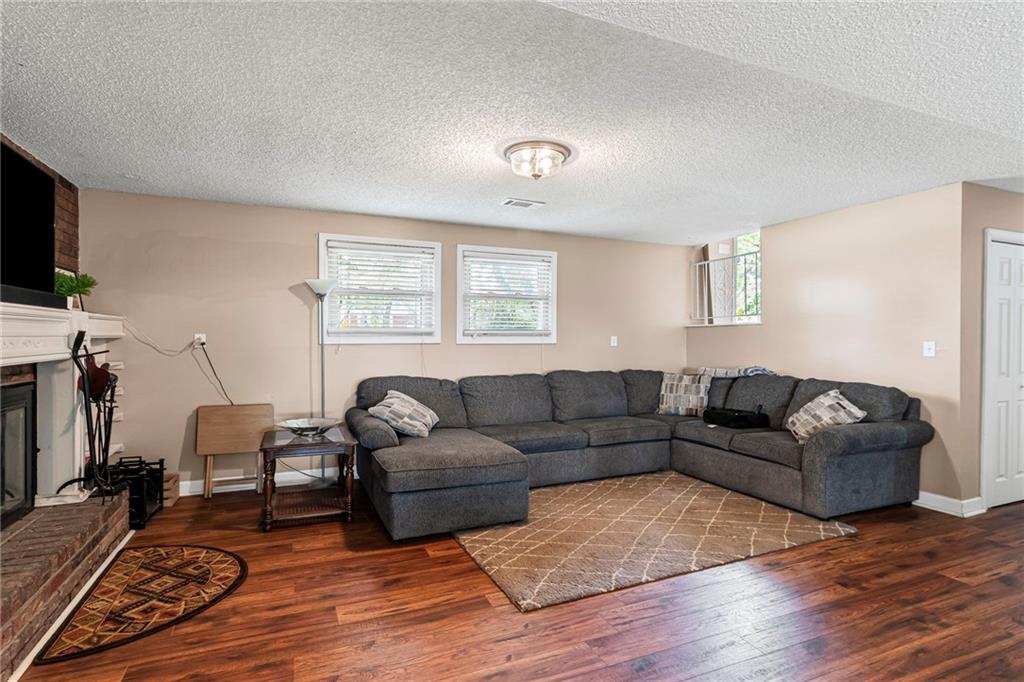 2219 NW 84th Terrace