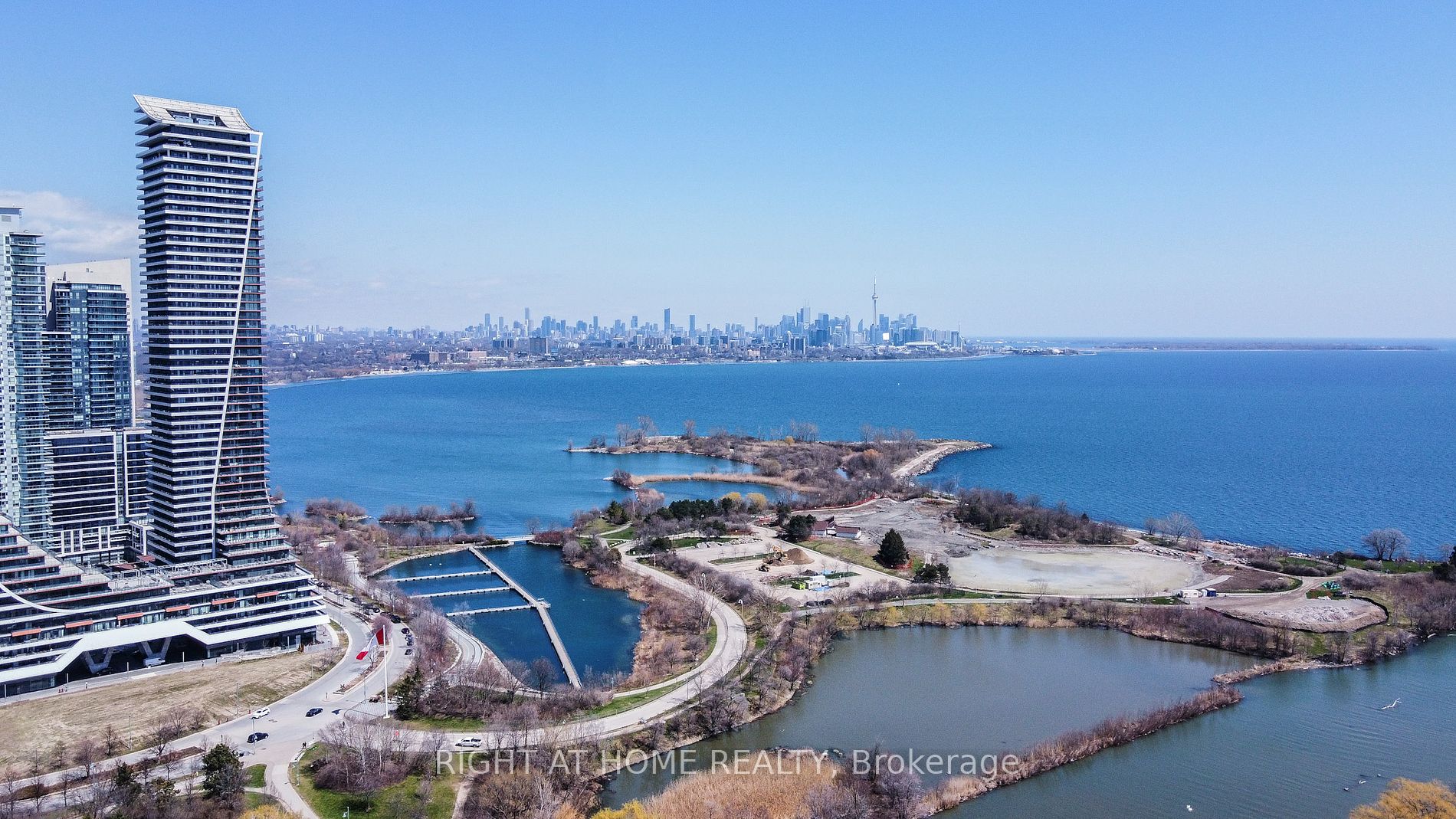 2212 W Lake Shore Blvd Ph06