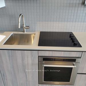 950 Portage Pkwy 501