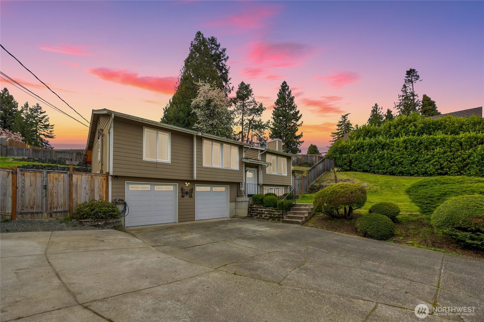 1302 Valley View Drive