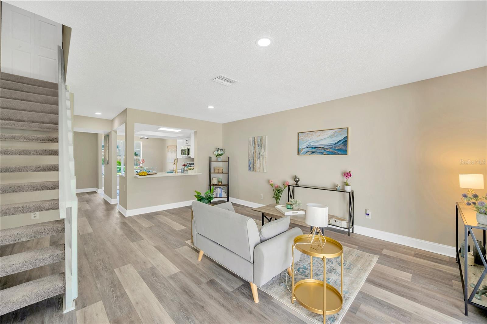 3304 Laurel View Drive