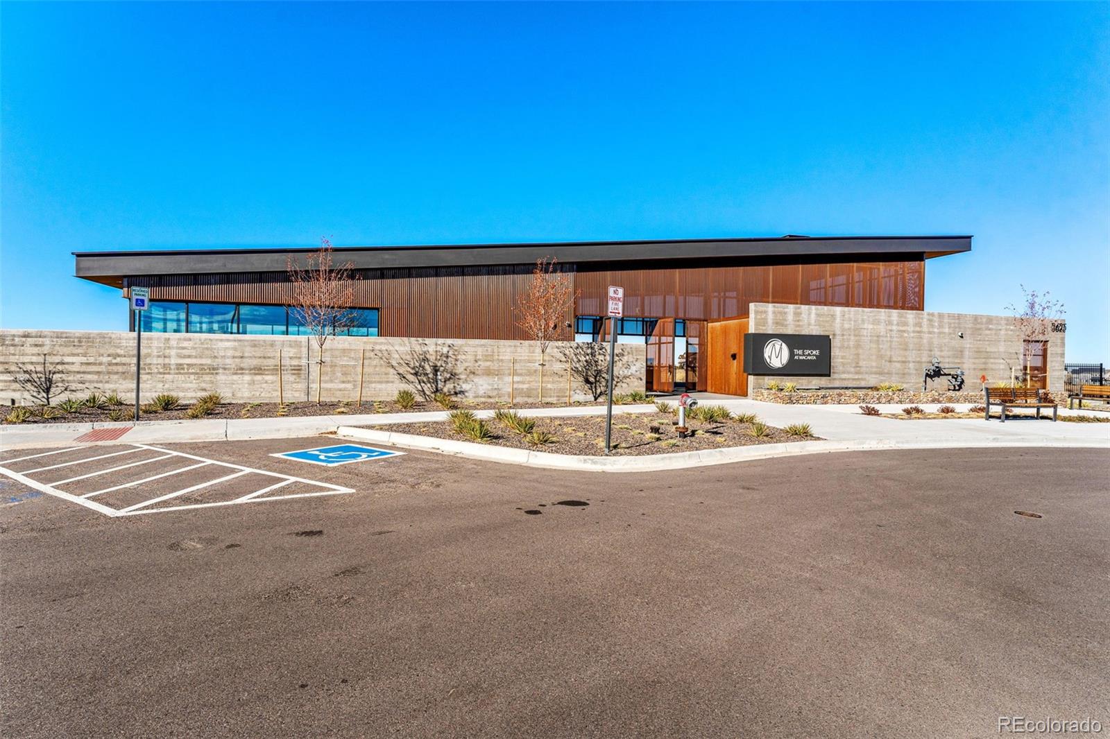 4334 Ridgewalk Point