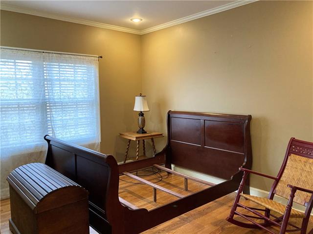 612 Carriage Court