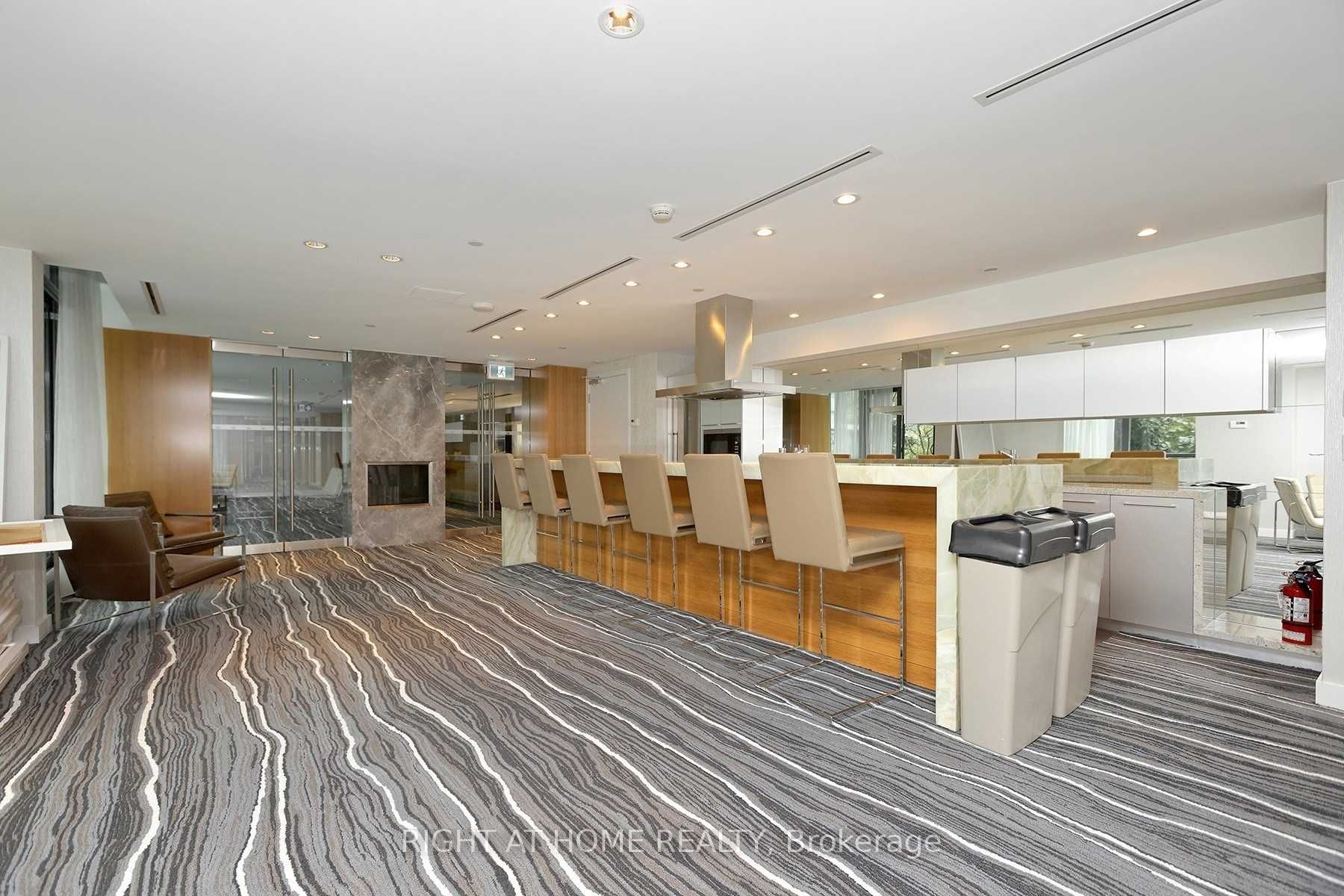 209 Fort York Blvd 1161