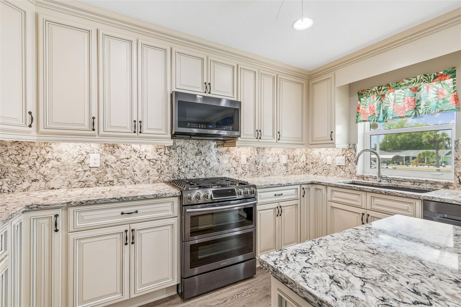 4462 Ewing Circle