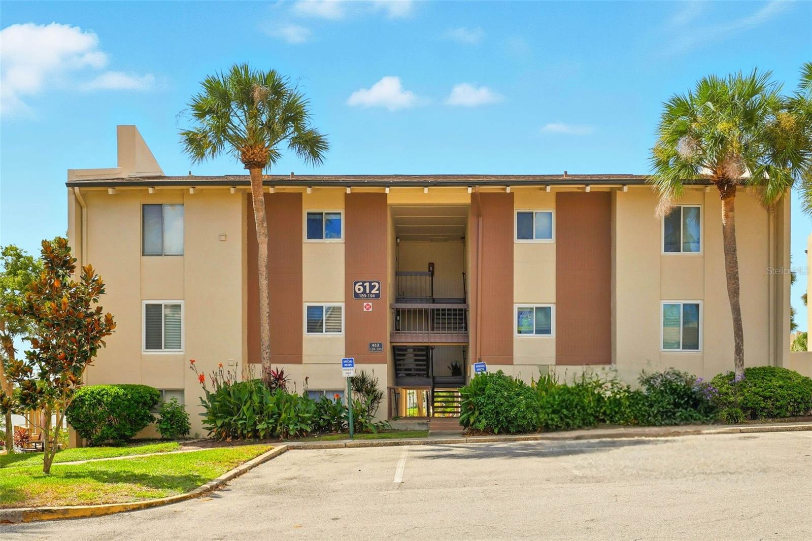 FLORIDA LAKEFRONT LIVING IN Altamonte Springs! Welcome home to this beautifully updated 2-bedroom, 2-bathroom condominium overlooking Lake Orienta. Enjoy a relaxed Florida lifestyle in a prime location, just minutes from shopping, dining, medical facilities, and easy access to I-4 into Orlando. This condo features a well-appointed kitchen with modern updates and stainless-steel appliances, ceramic tile flooring throughout, and an open living and dining room combination that flows into the enclosed screen porch. This makes the perfect space for taking in the peaceful lake views!!  Both bathrooms have been tastefully updated with tiled showers, and the primary suite offers two closets.  Additional highlights include the washer and dryer in the unit and the expanded 4 ft. of living space for the added comfort and versatility in the Livingroom. The community has fresh exterior painting and landscaping. The Hoa is fully funded and assessments paid by the seller.  This is resort style living with tennis courts, sand volleyball, a lakefront gazebo and fishing pier, three swimming pools, and an on-property boat ramp for water sports.  Free boat parking onsite. The furniture is negotiable. Call to see this property today!