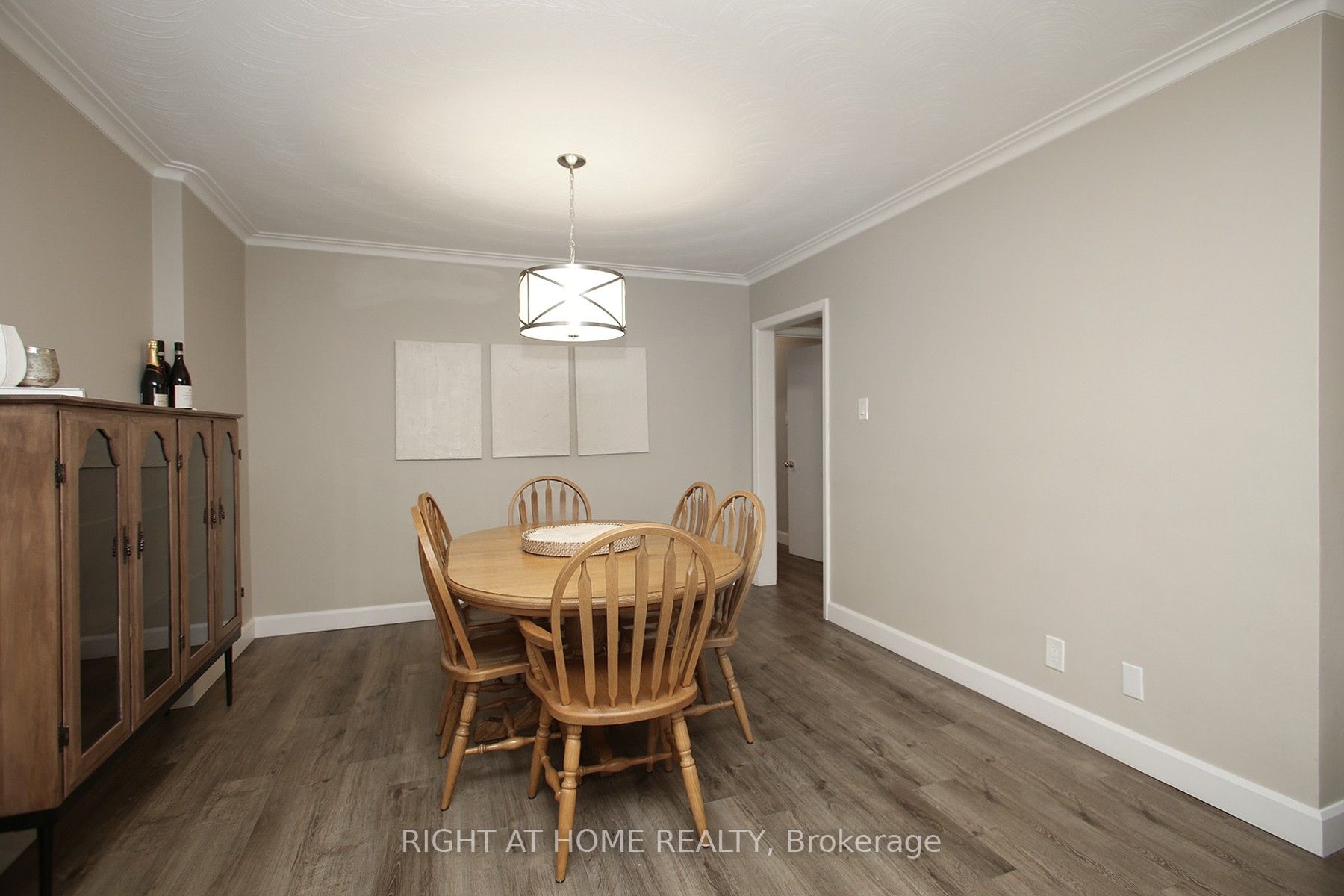 339 E Sheppard Ave 2