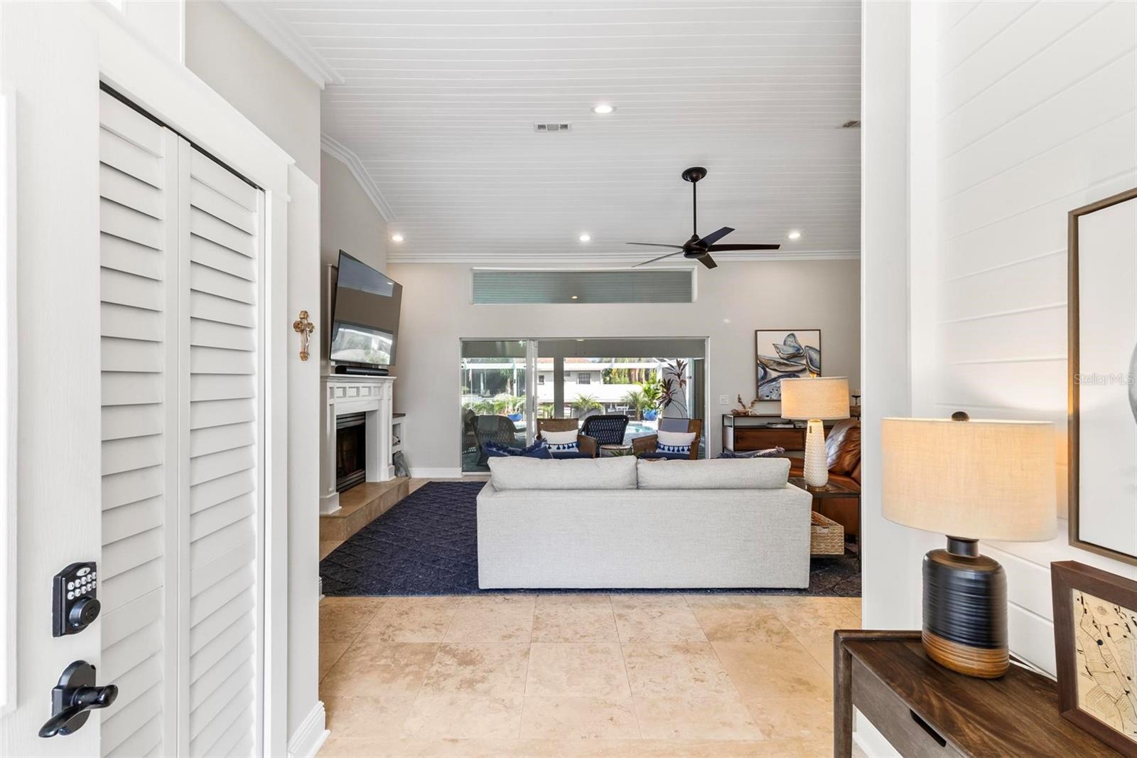 6 Colony Court