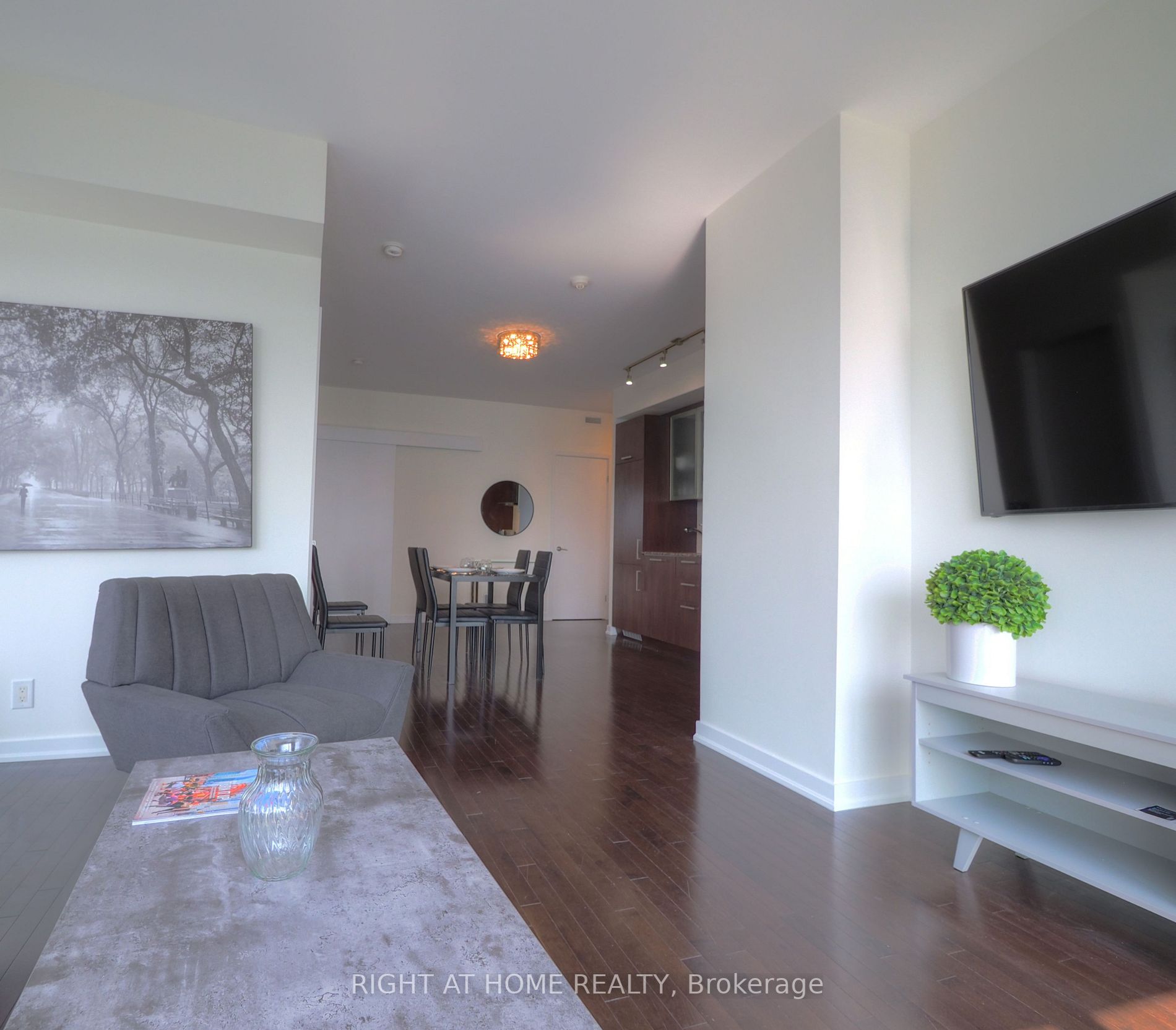 12 York St 2204
