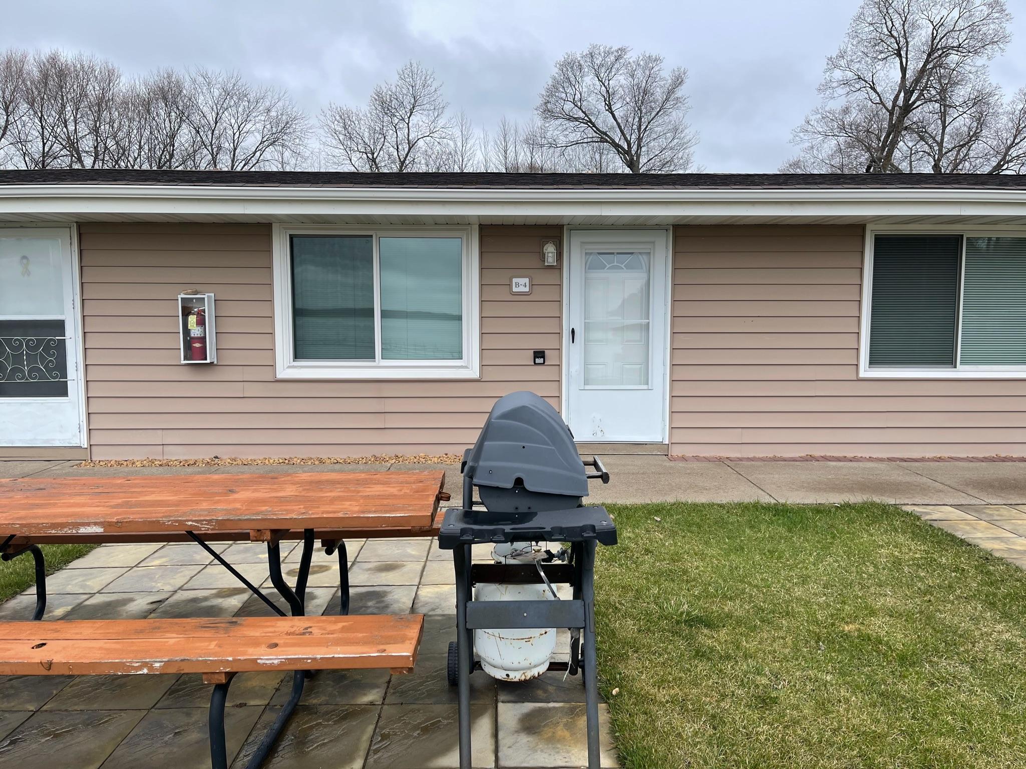 46286 Gone Fishin B-4