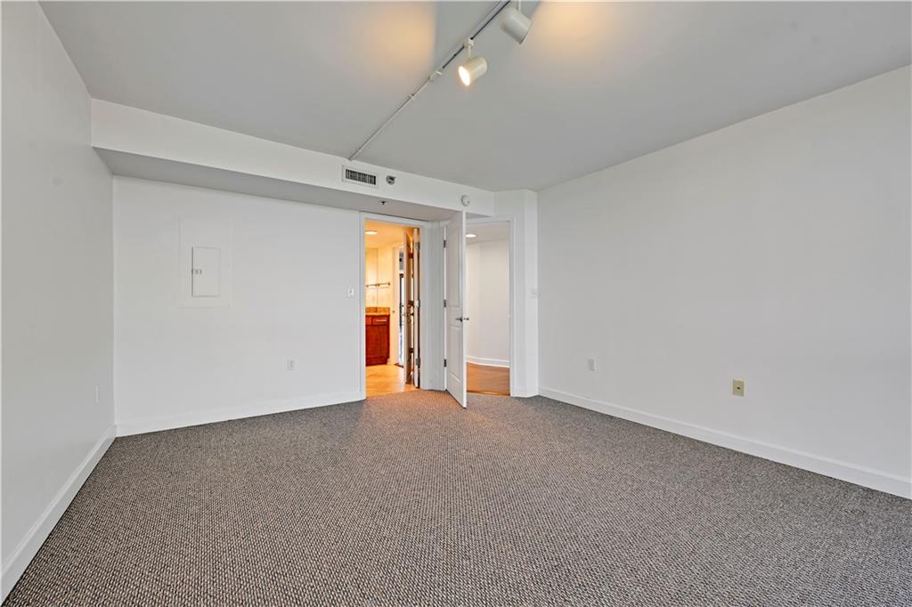 600 E Admiral Boulevard 1608