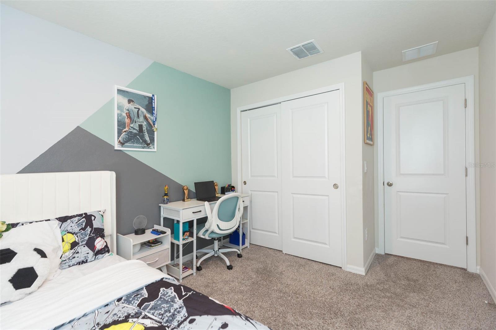 2760 Emory Sound Place