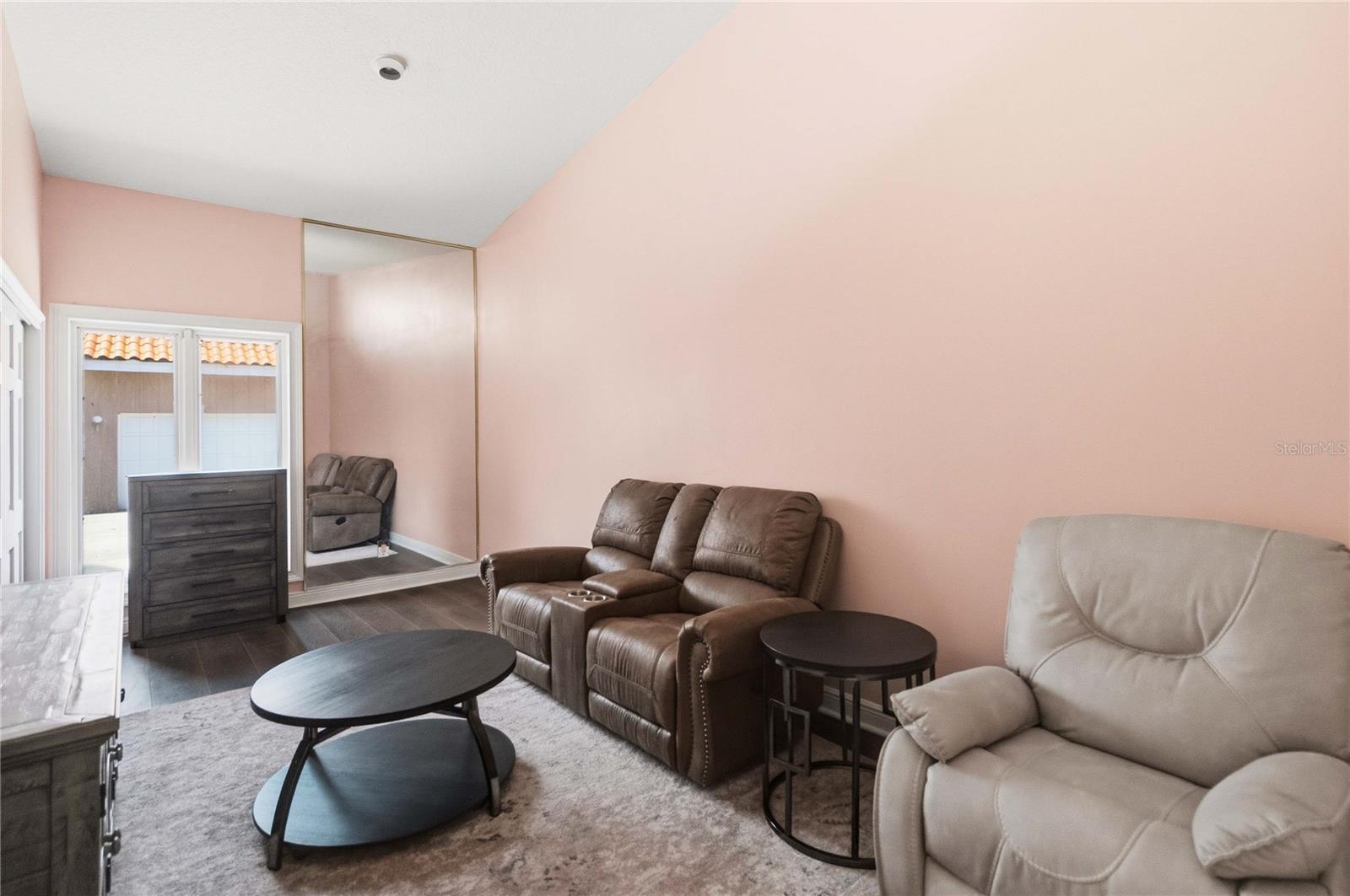 593 Dunmar Circle