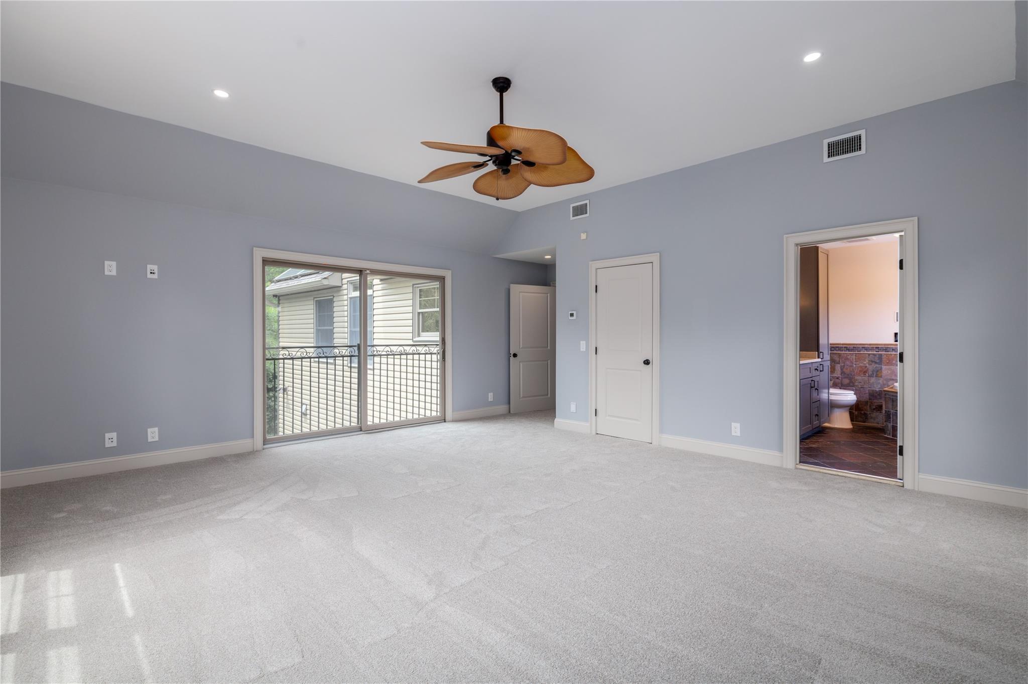 22 Commonwealth Avenue