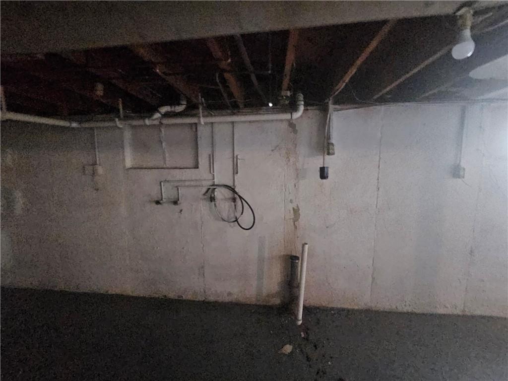 800 - 802 E 75th Terrace