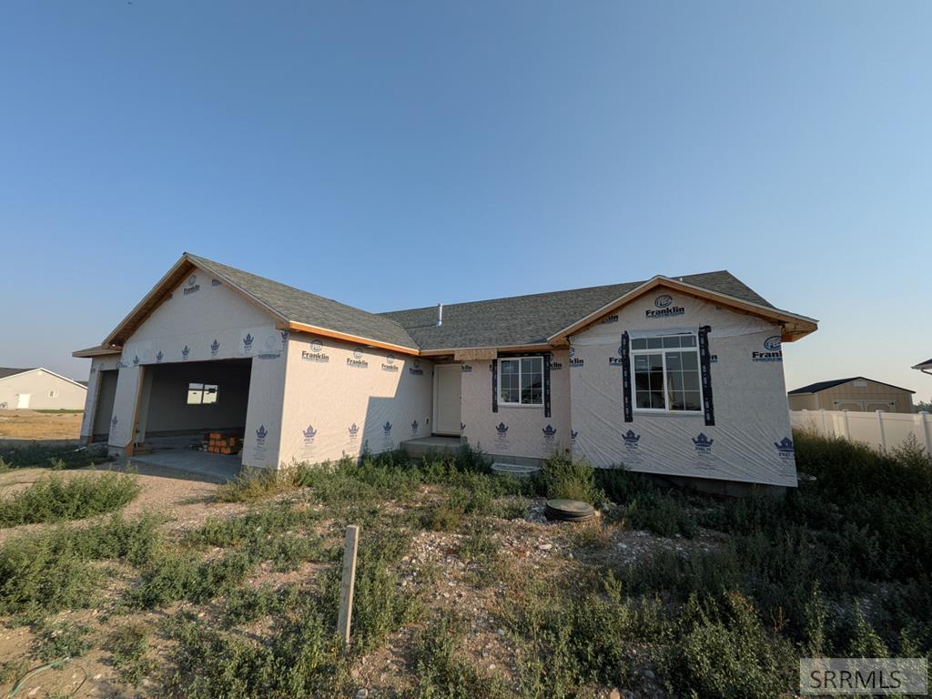 3873 Walnut Way