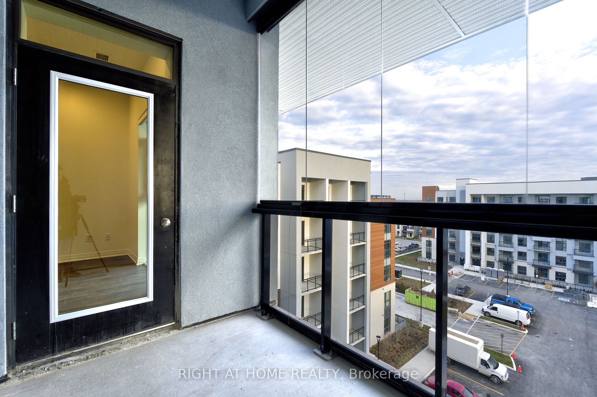 460 Gordon Ave 610