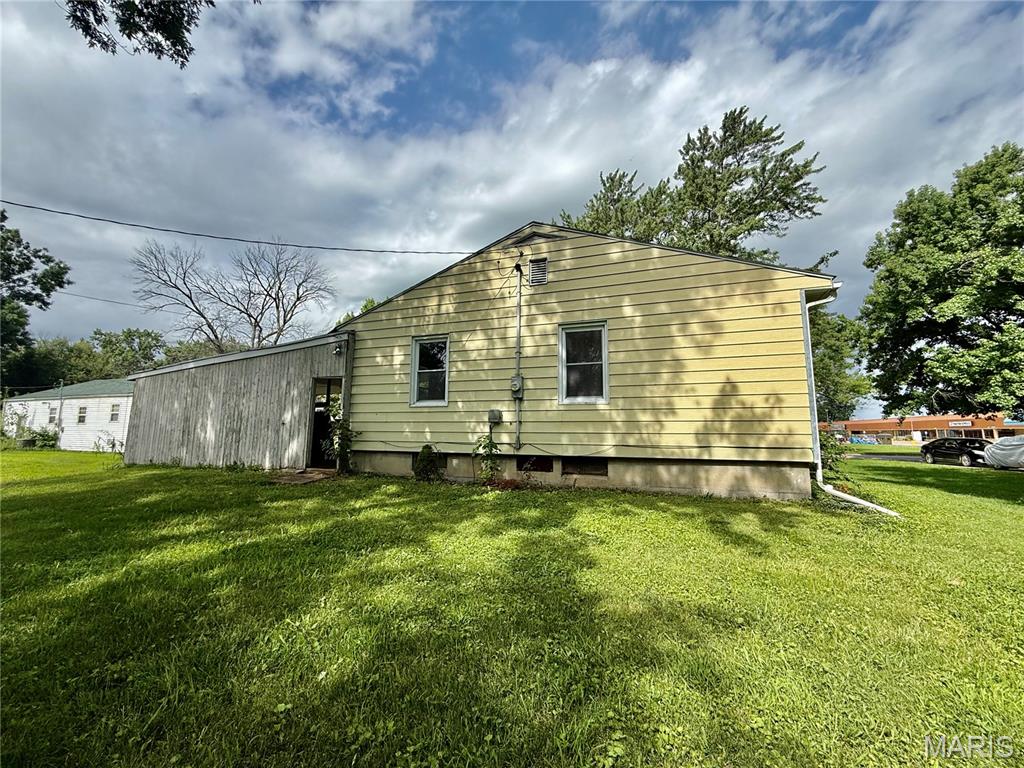 834 Locust St.