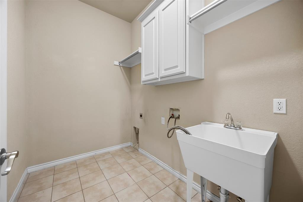 5908 Parkplace Drive