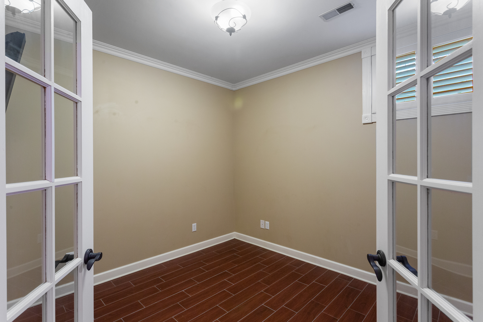 1808 S Orchard Drive