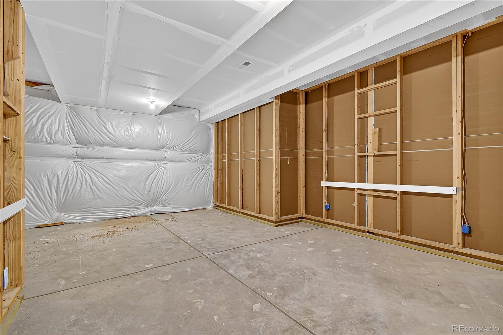 17055 W 92nd Loop