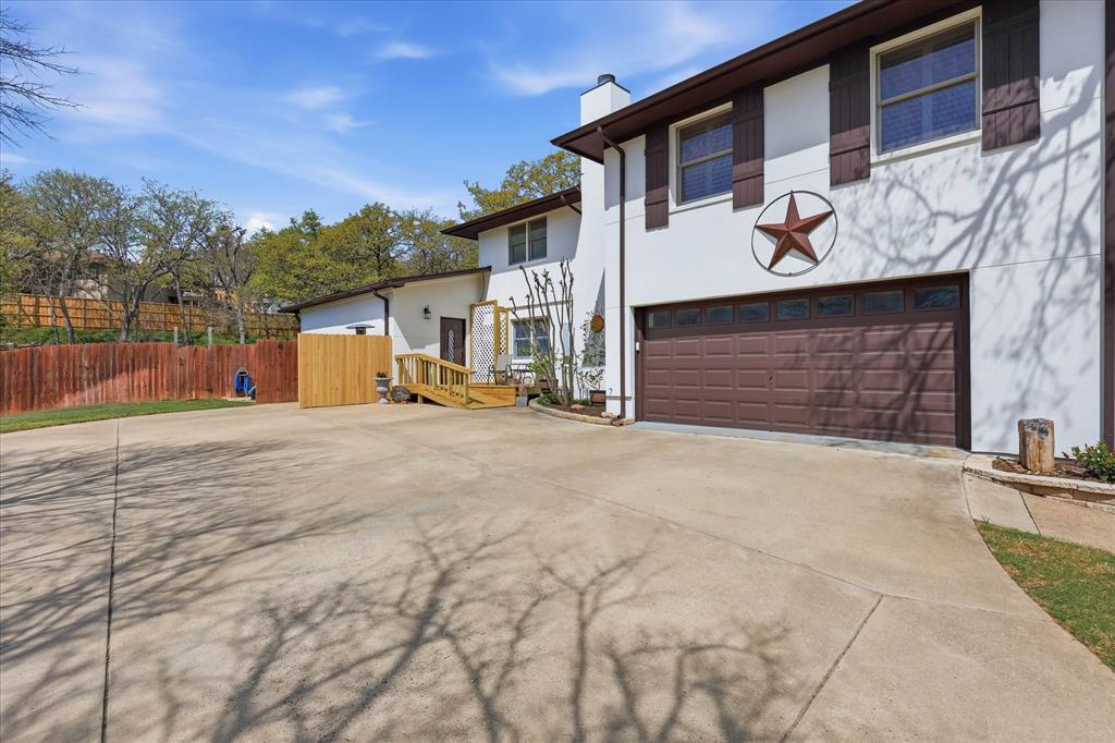 3336 Rolling Hills