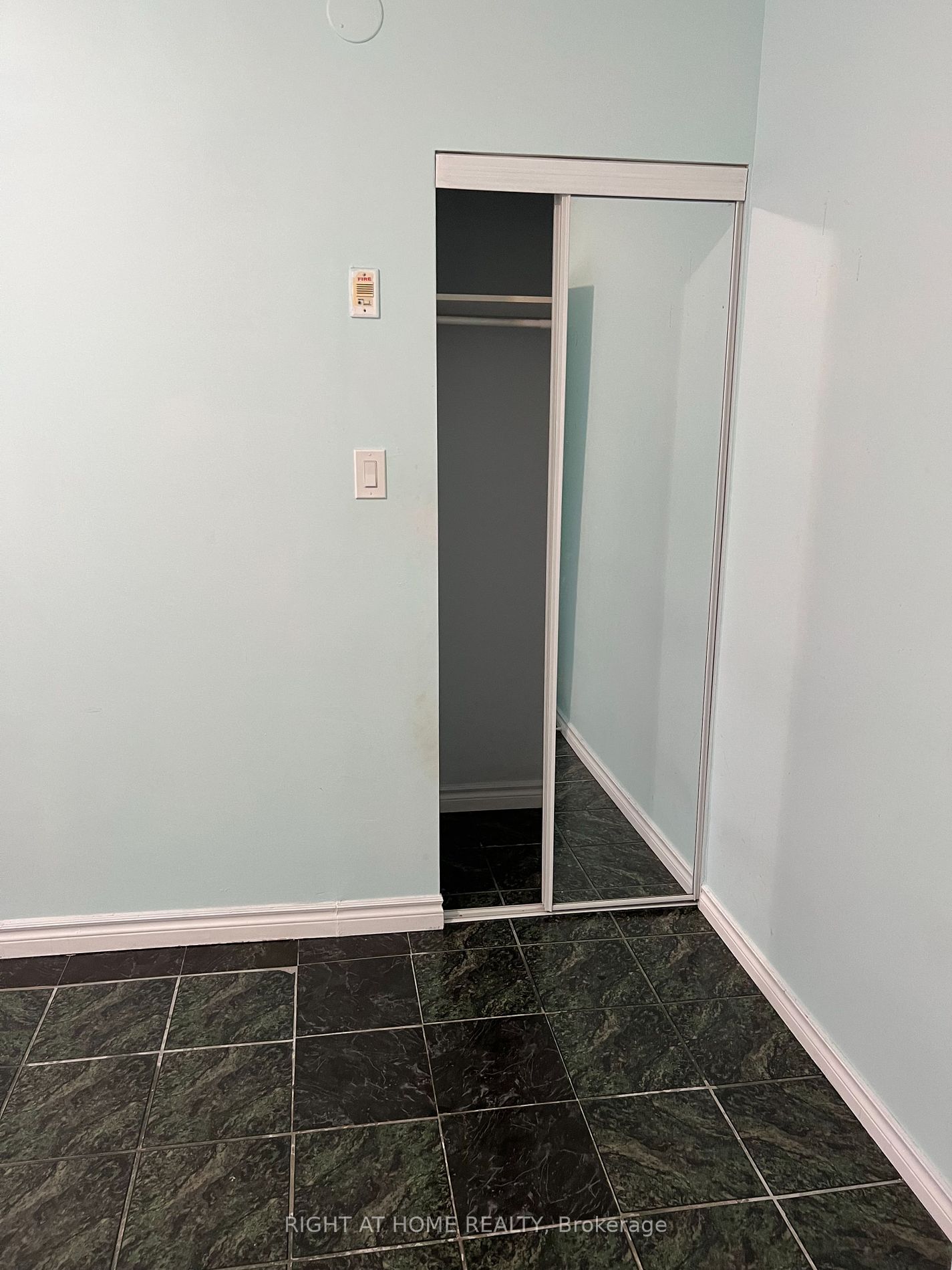 611 E Gerrard St Unit 1