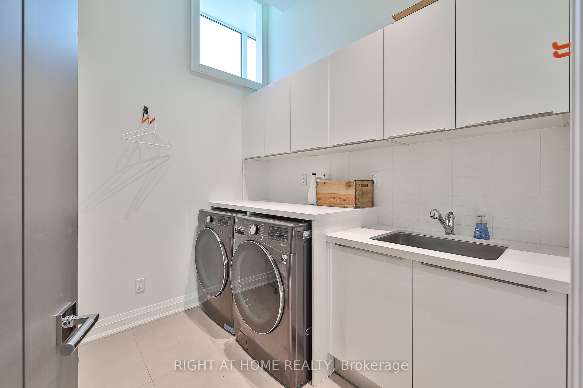 179 Old Yonge St