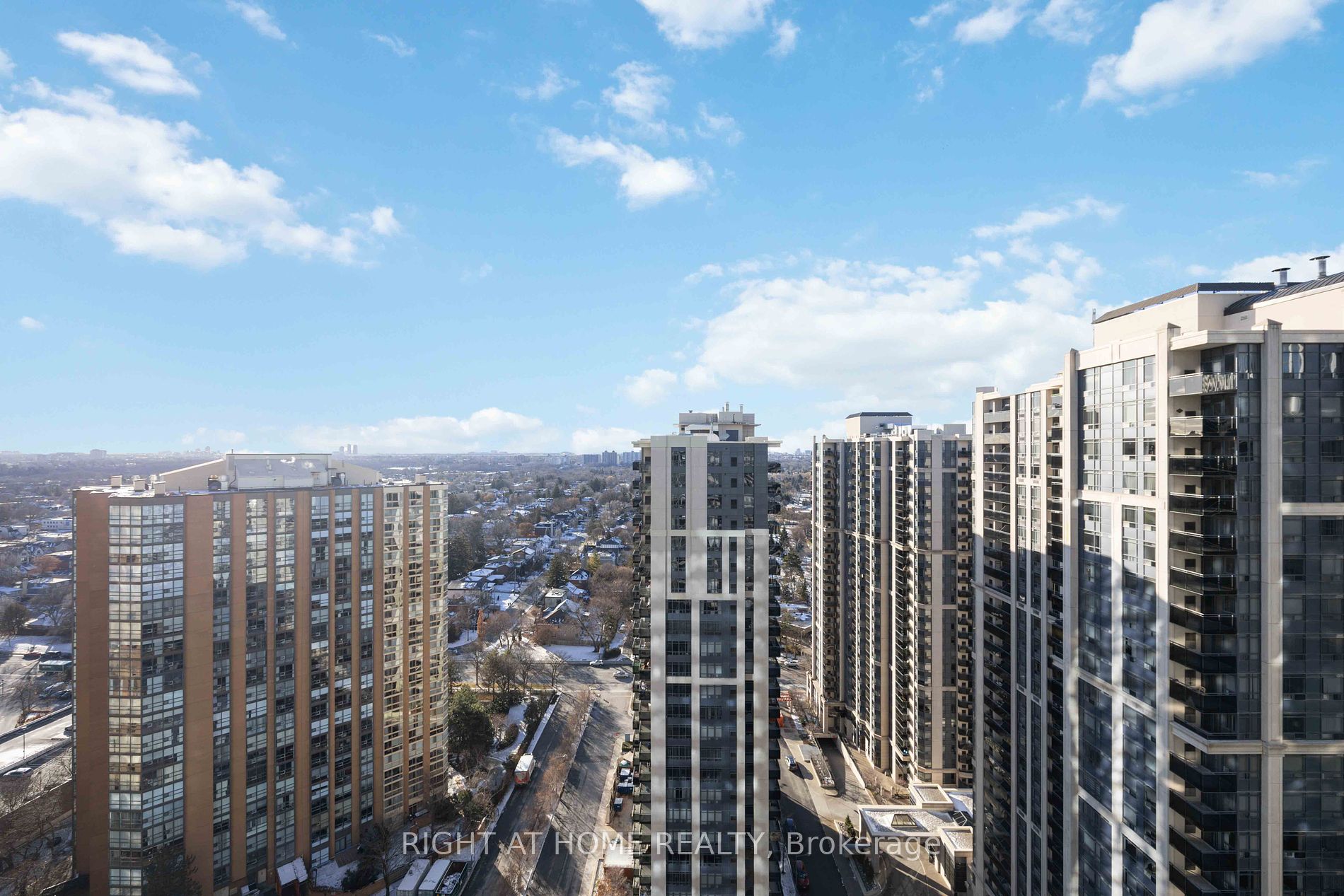 4968 Yonge St 3015