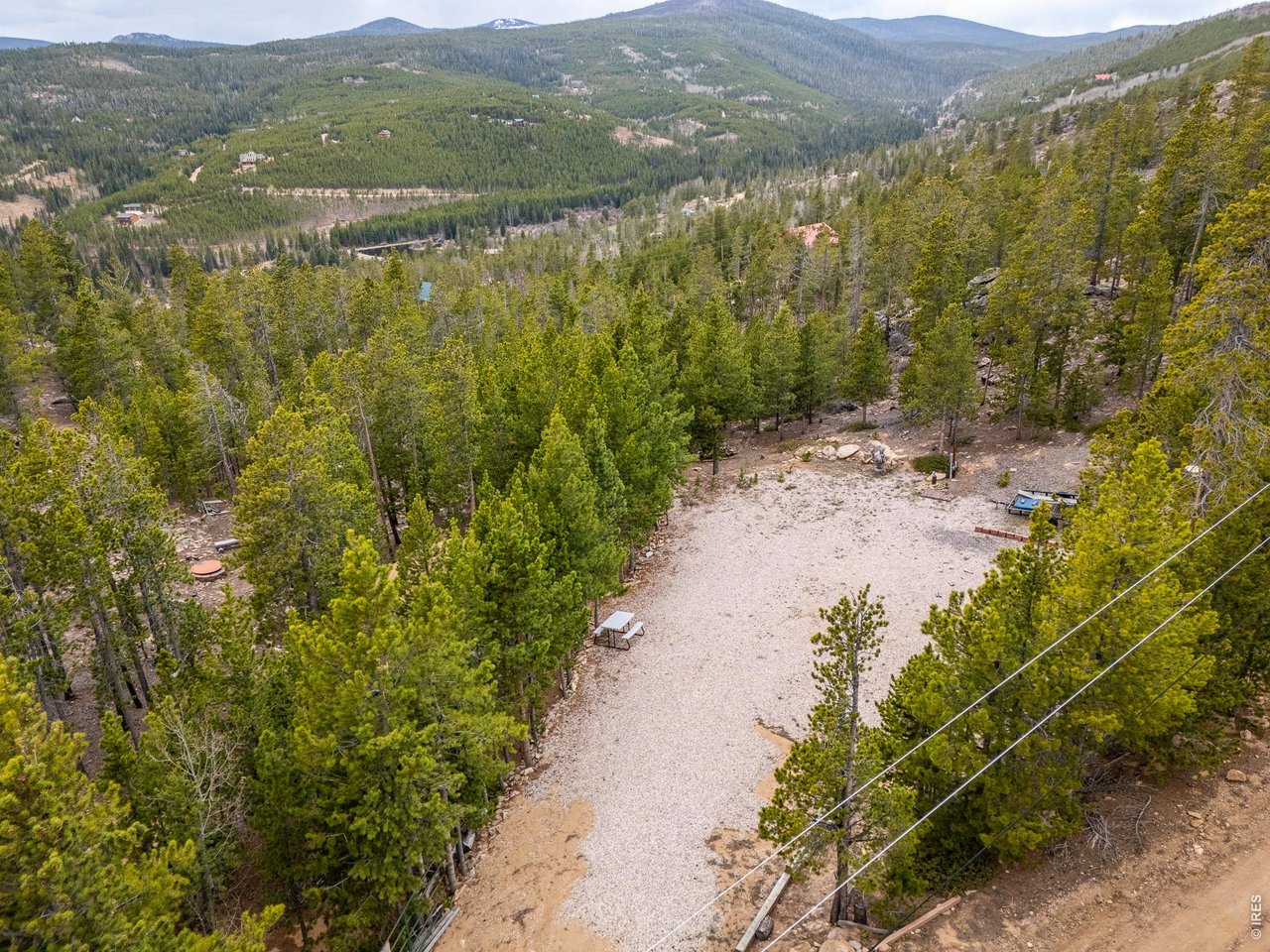 120 Shuswap Ct