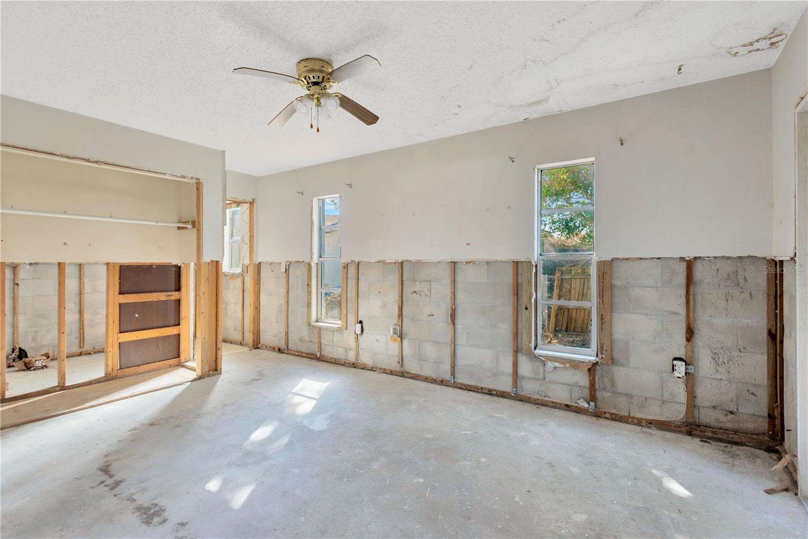 2416 16th Street W