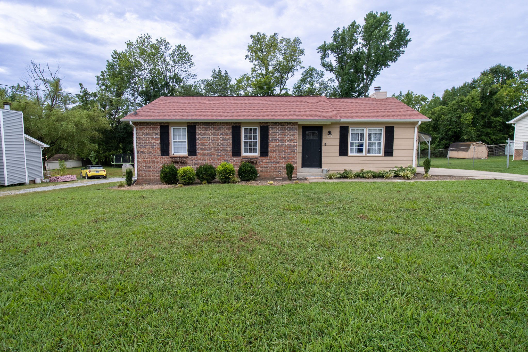 409 Sunnybrook Dr