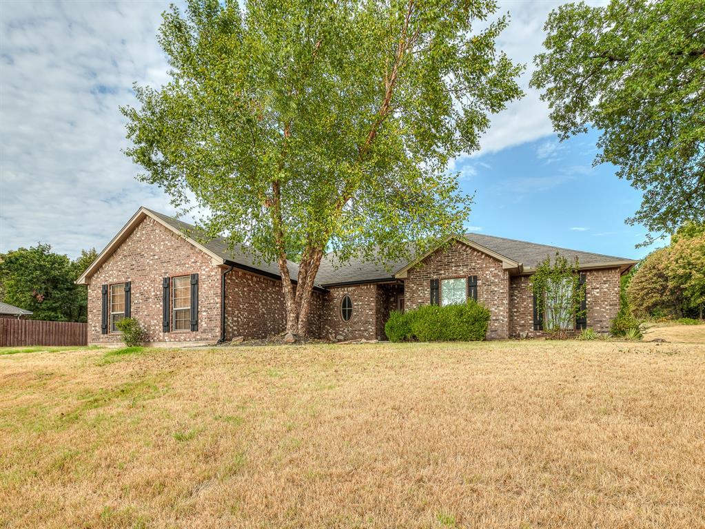 This is one of those properties that really gives you a lot for your money. It’s a true 4-bedroom, 2-bath home with 2,187 square feet, sitting on approximately 1.2 acres in a beautiful area of Oklahoma City. The layout is very well thought out, with a spacious living area, fireplace, semi-open concept connecting the living room and kitchen, a large island, granite countertops, and Bosch appliances. The split-bedroom design gives the primary suite its own space, including a tray ceiling, separate vanities, tub, shower, and a great walk-in closet. Outside, you have the room and privacy that comes with over an acre, along with a 3-car garage and even a built-in storm shelter, which is definitely something you appreciate living in Oklahoma. The all-brick exterior gives it great curb appeal, and the location is another major plus—you’re close to I-240, I-40, Tinker Air Force Base, and everyday conveniences while still having that spacious, peaceful feel. If you’re looking for a home where you can spread out, have room for the family, enjoy the neighborhood, and still be conveniently located!