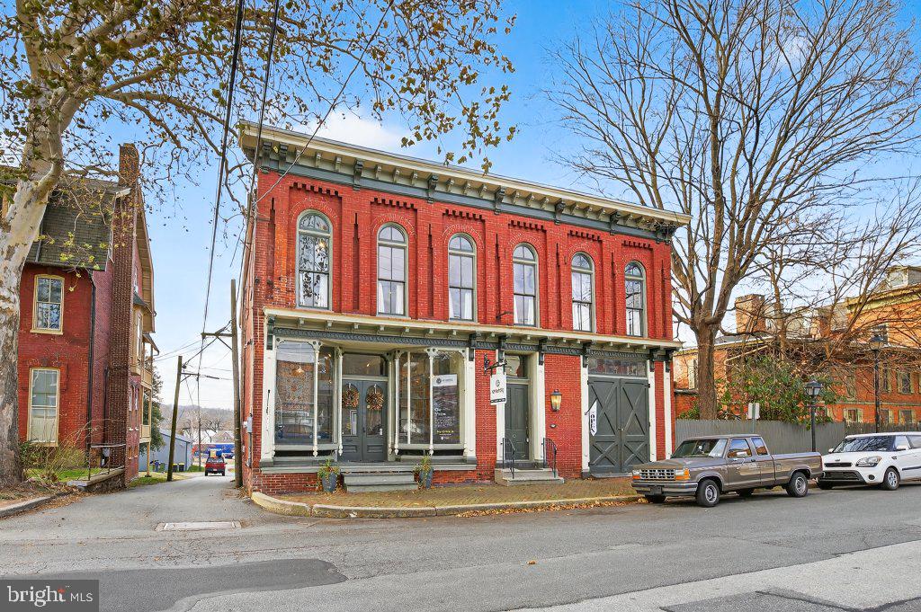 22 S 2nd Street
