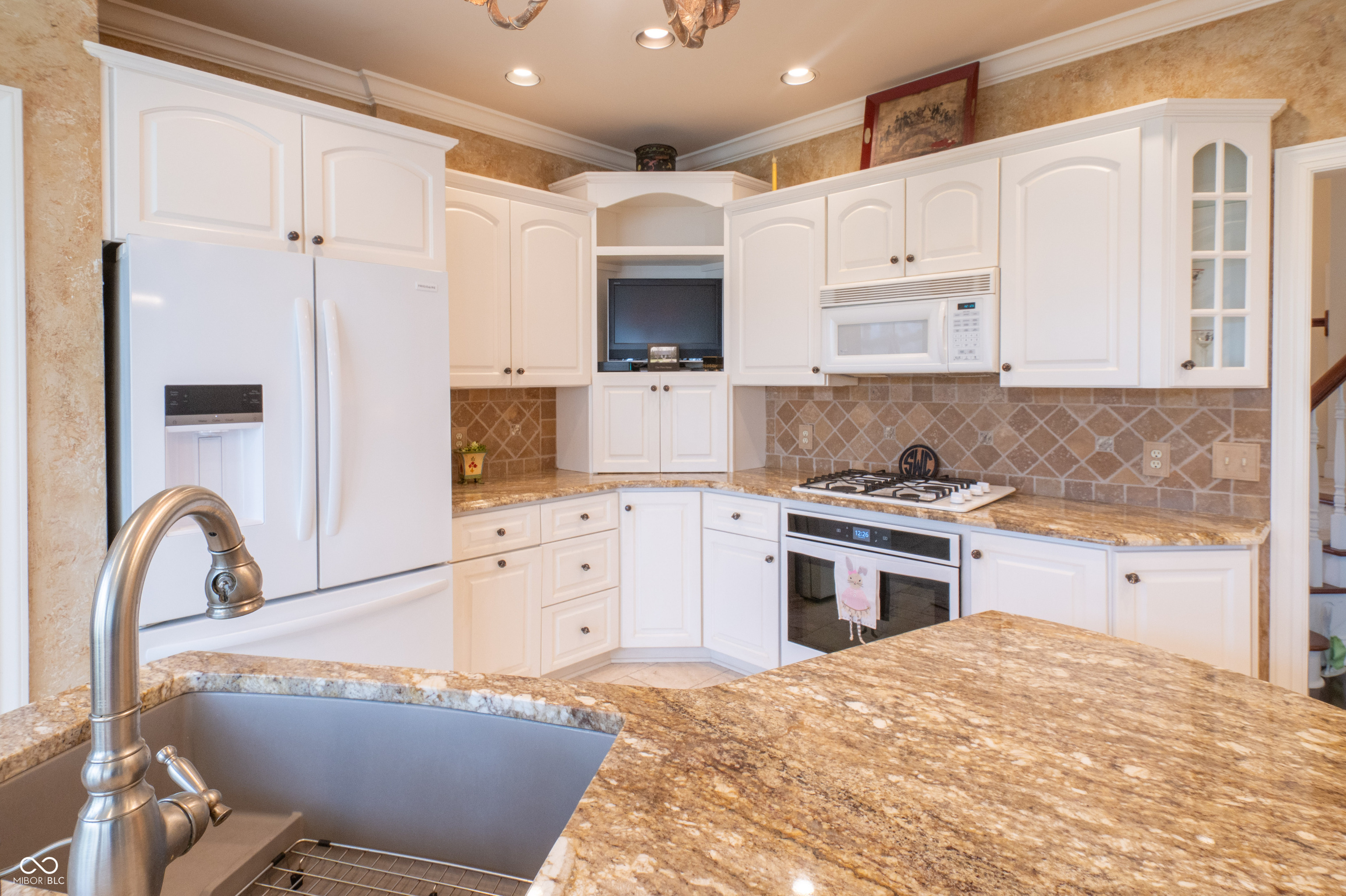 1700 Pathway Drive S