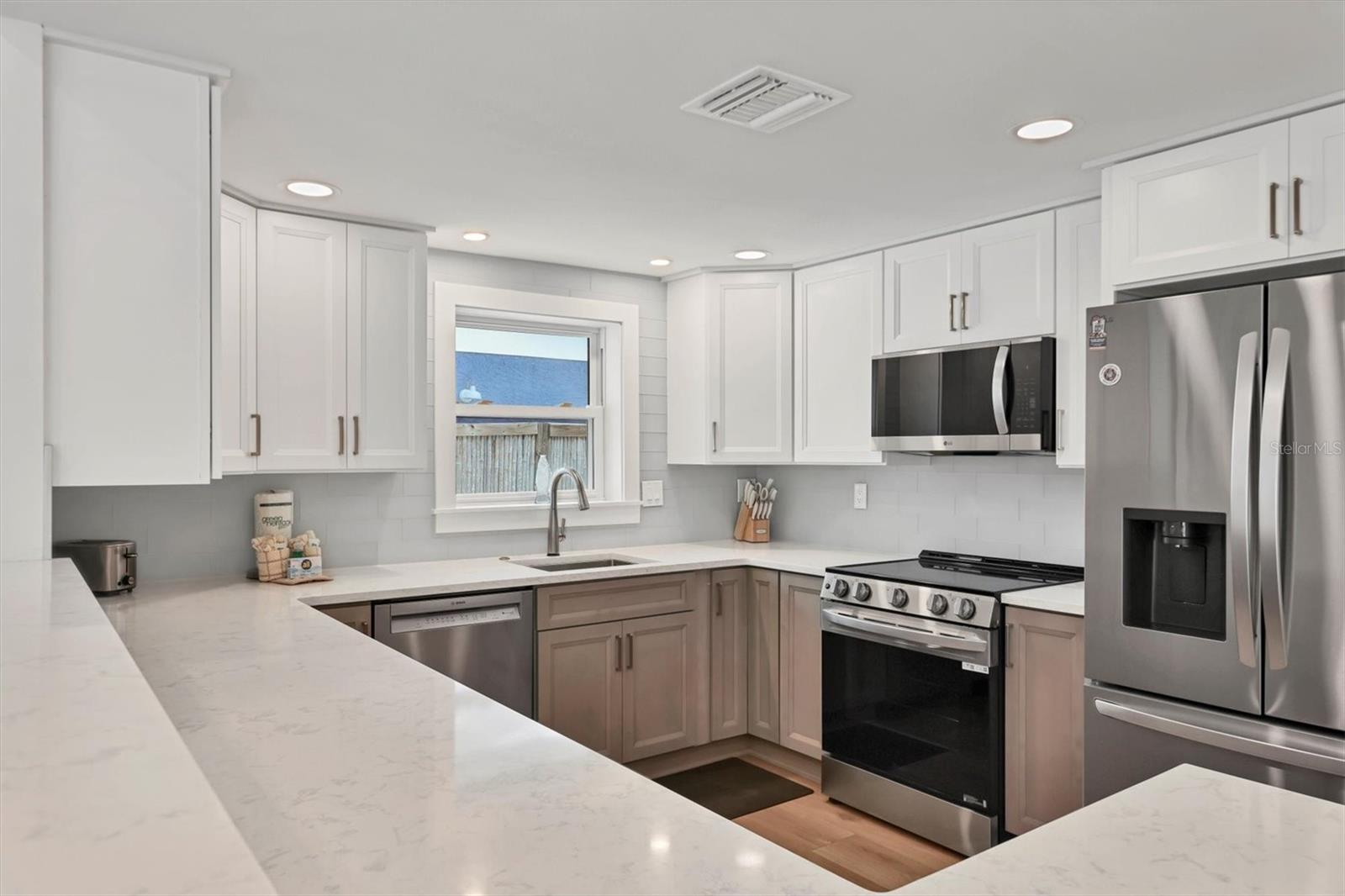 270 Gladiolus Street