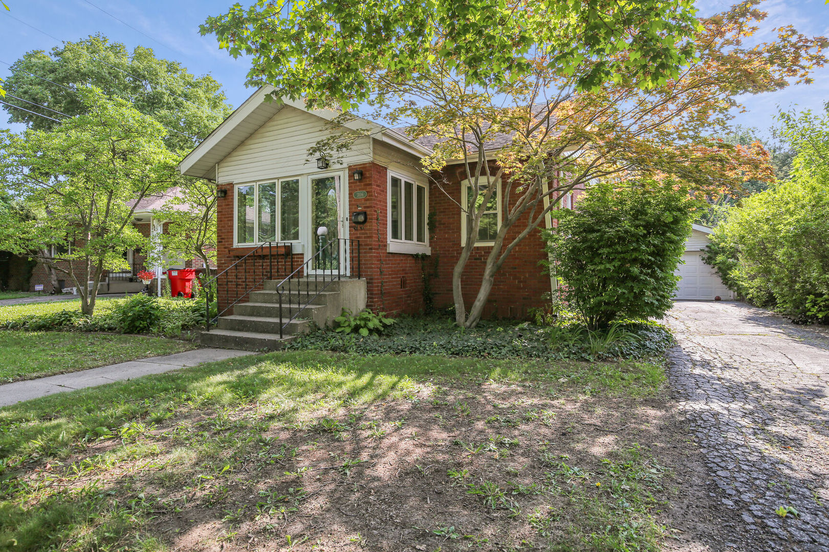 306 S Garfield Avenue