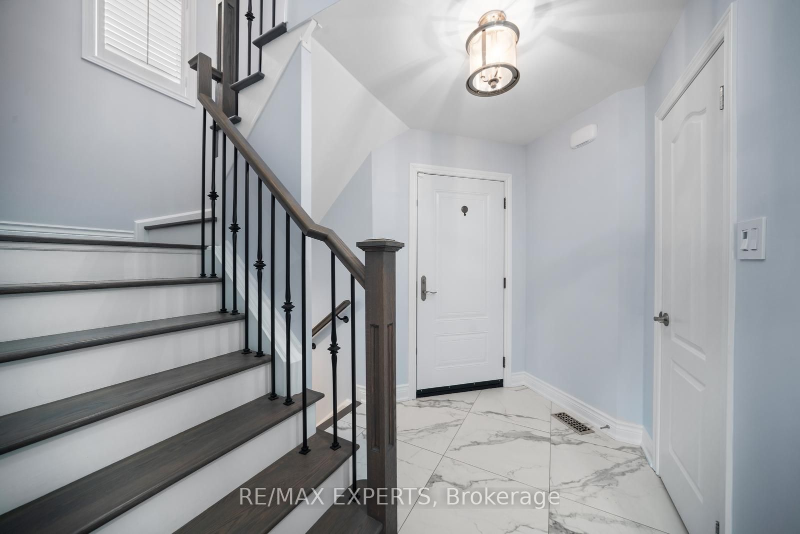 21 Terrastone Crt