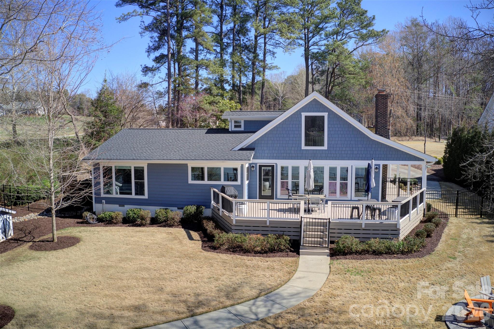 6852 Locke Drive
