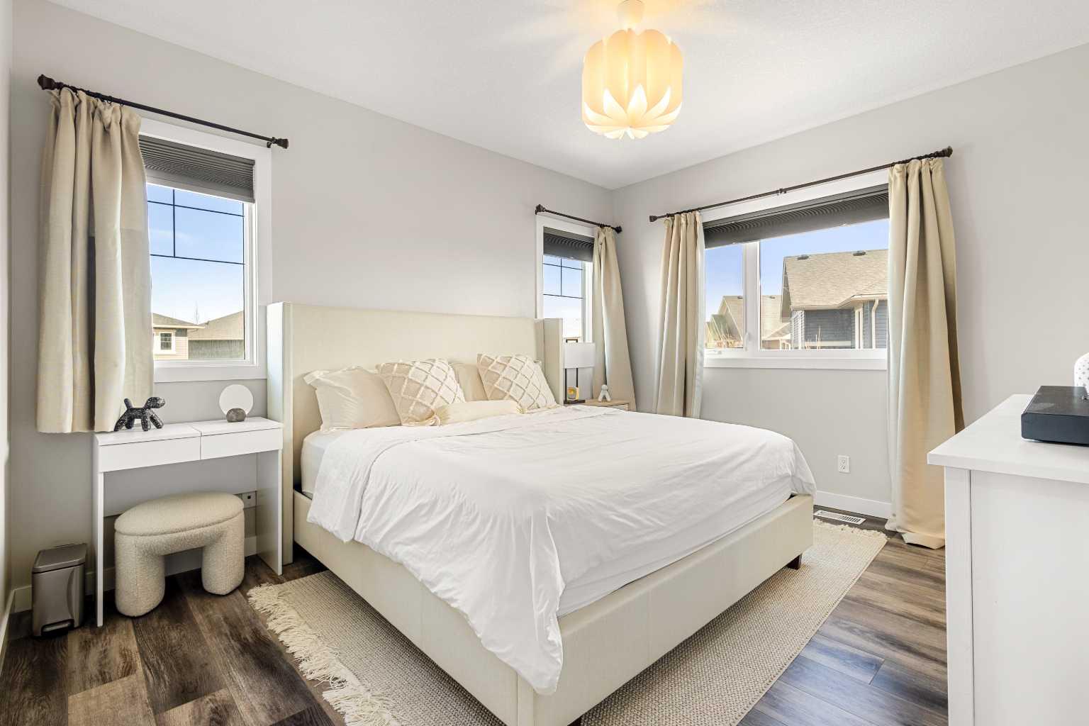 51 Evansglen Court NW