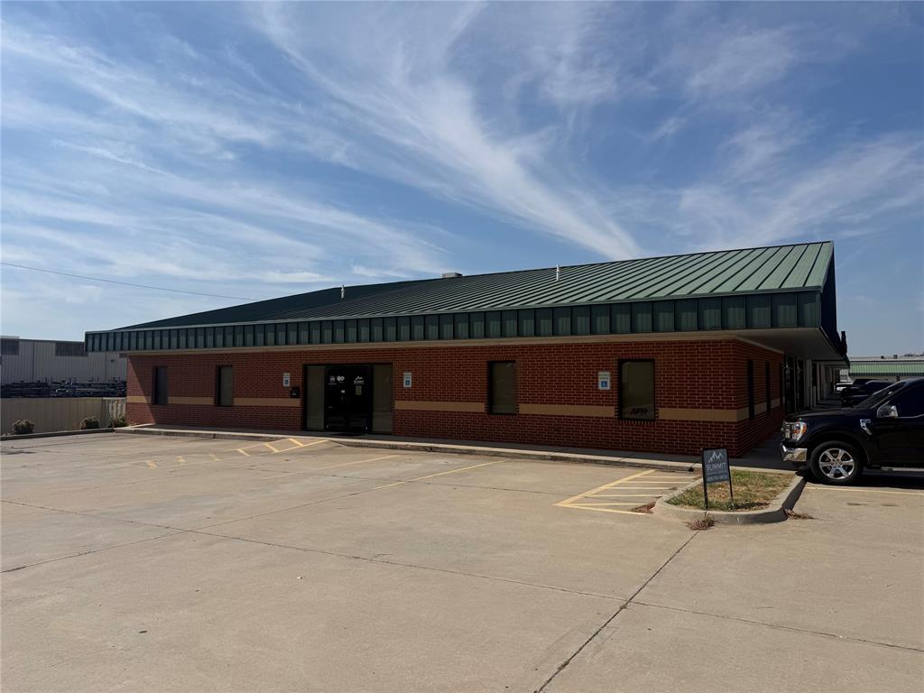 Office Space Available, Two 120 sq ft spaces. Can be used seperately or a through door installed. Monthly Lease is $500/space with 2 available. Kitchenette available in common area. All utilities are part of CAM. Tenant responsible for internet services. Suites 3 and 4 available.