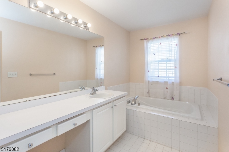 135 Winding Hill Dr