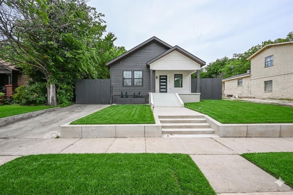 2109 Gould Avenue