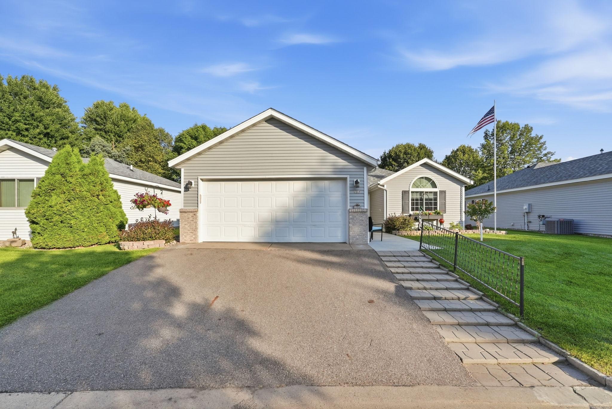 410 Fieldcrest Lane