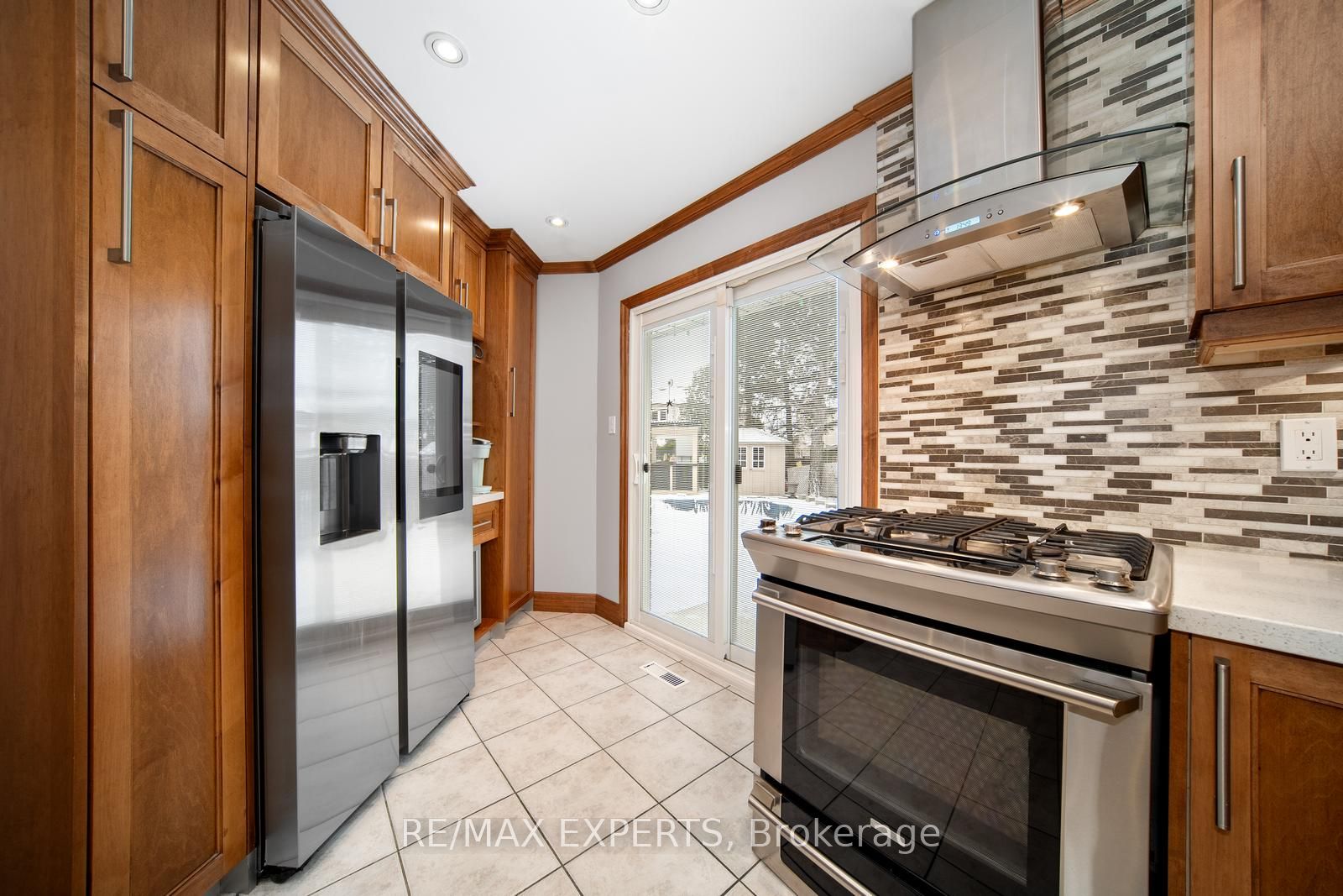 42 Montcalm Pl