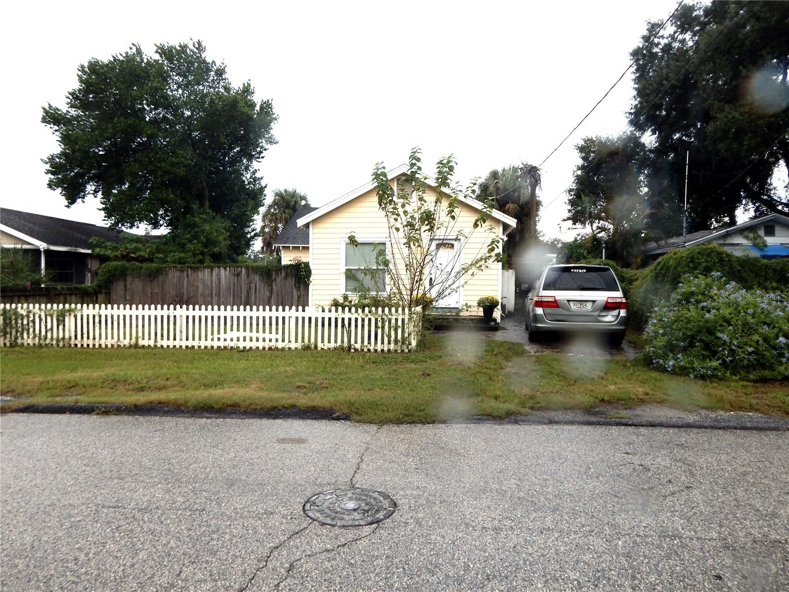 Welcome to this cozy home for first time home buyers or potential investors! This 3-bedroom, 2-bathroom home offers a comfortable layout, a decent sized yard, and a convenient access to freeway, home Depot, fast food restaurants, and and other neirby stores. It's a great opportunity for someone looking for a home with a practical layout and convenient location. Schedule a showing to see the property in person.