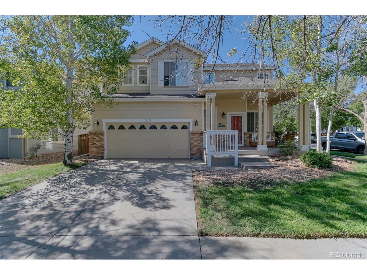 Welcome home to this beautifully updated 3-bedroom, 2.5-bath home situated on a desirable corner lot! The main floor has been thoughtfully renovated with new luxury vinyl flooring, beautiful remodeled kitchen  featuring gorgeous quartz countertops, a matching quartz backsplash, brand-new stainless steel appliances, updated fixtures, and a fresh contemporary design that's perfect for both everyday living and entertaining.Upstairs, you'll find a spacious loft that offers the perfect flex space for a home office, playroom, media room, or second living area, along with all three bedrooms and two full bathrooms.With tasteful updates throughout and a prime corner lot location, this move-in-ready home is one you won't want to miss! All conveniently located near parks, schools, shopping, dining, and major commuter routes.